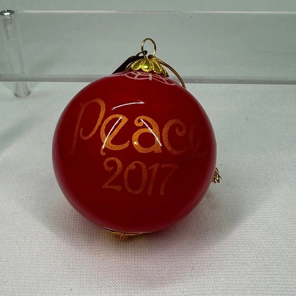 Pier 1 Li Bien Christmas Ornament PEACE Red Ball White Dove 2017 - Picture 4 of 6